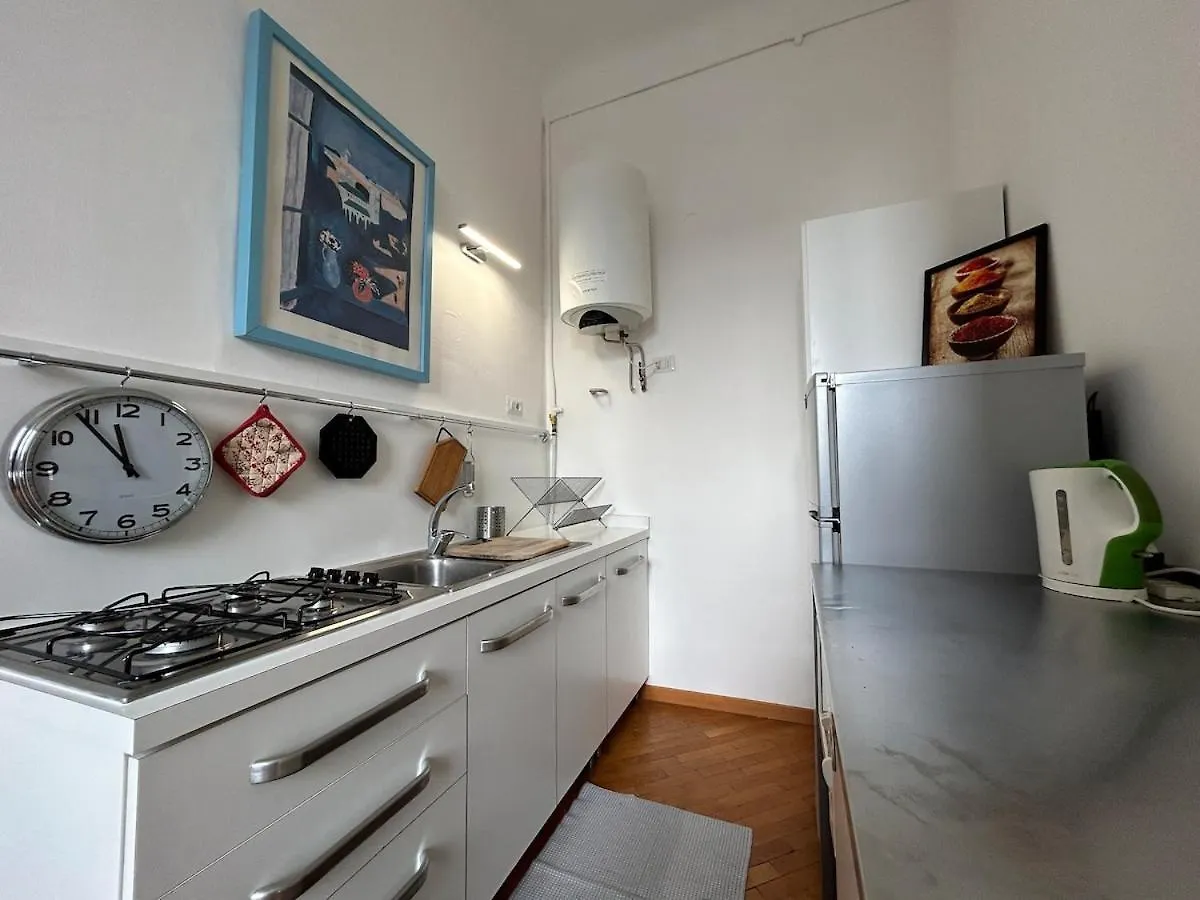 City Life - Ferrucci Apartment - Citylife Милан 0*,  Италия